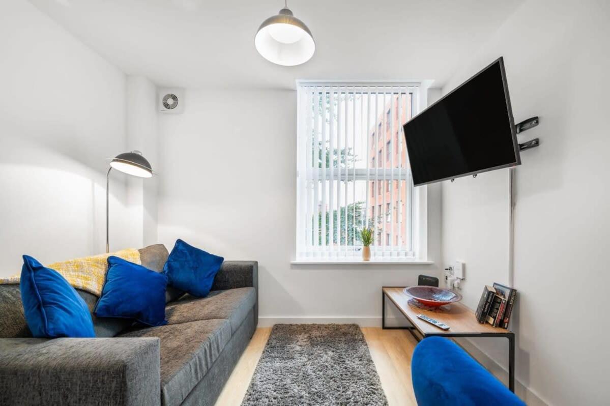 A Lovely 2 Bedroom Apartment In The Heart Of Preston プレストン エクステリア 写真
